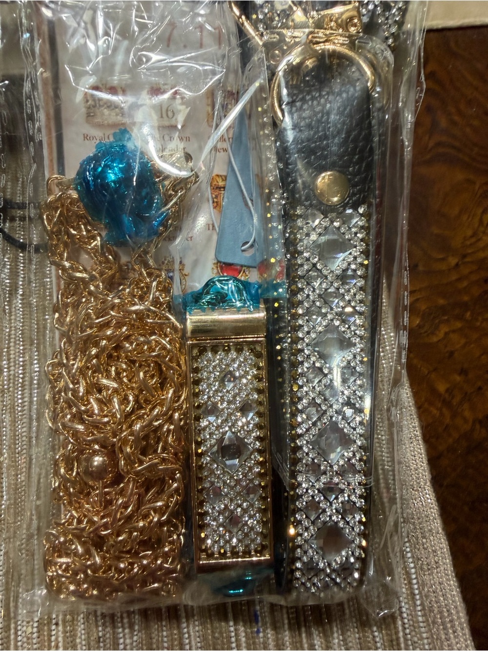 Jacqueline Kent cell phone holder with two Crossbody straps new